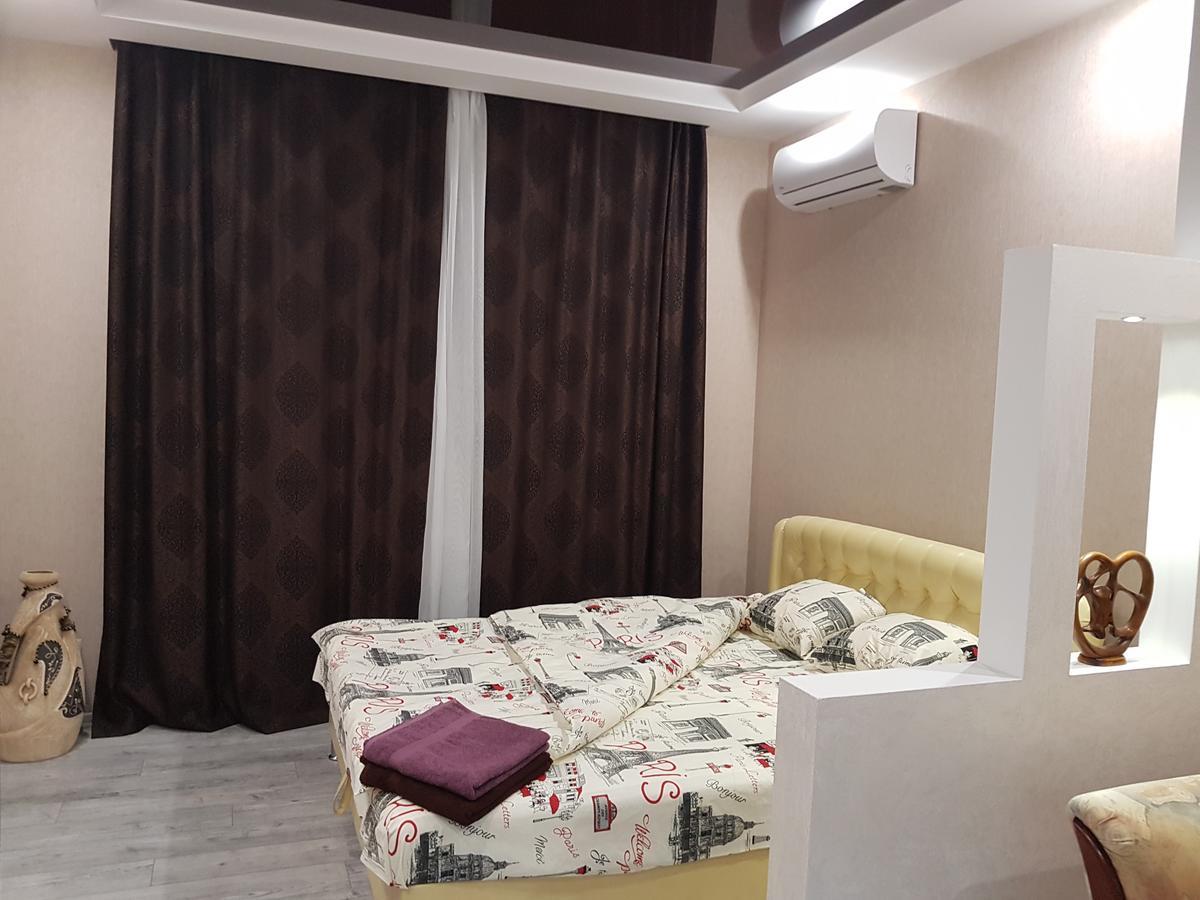Lux Apartment Запорожье Экстерьер фото